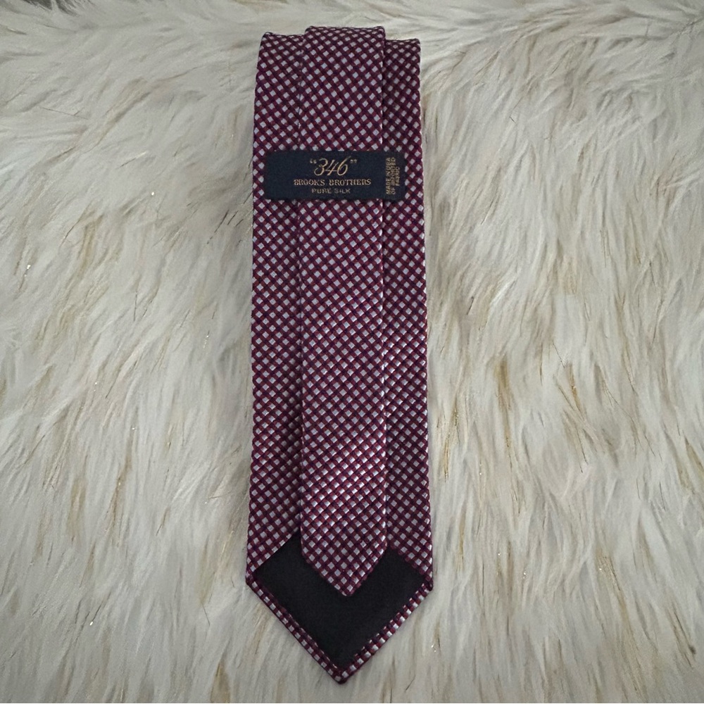 New Brooks Brothers Checkered Silk Tie - Picture 2 of 4